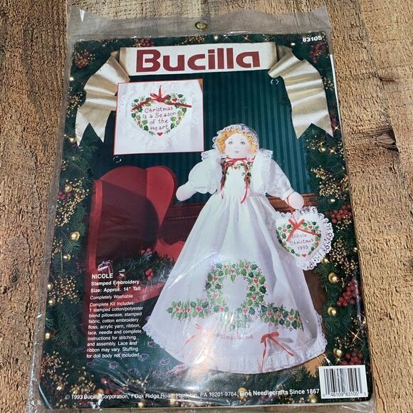 Vintage 1993 Bucilla Pillowcase Christmas Doll Stamped Embroidery Kit 83105 NIP - Picture 3 of 6